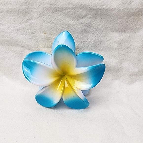 Flower Claw Clip Hair Accessories - Picture 2 of 4